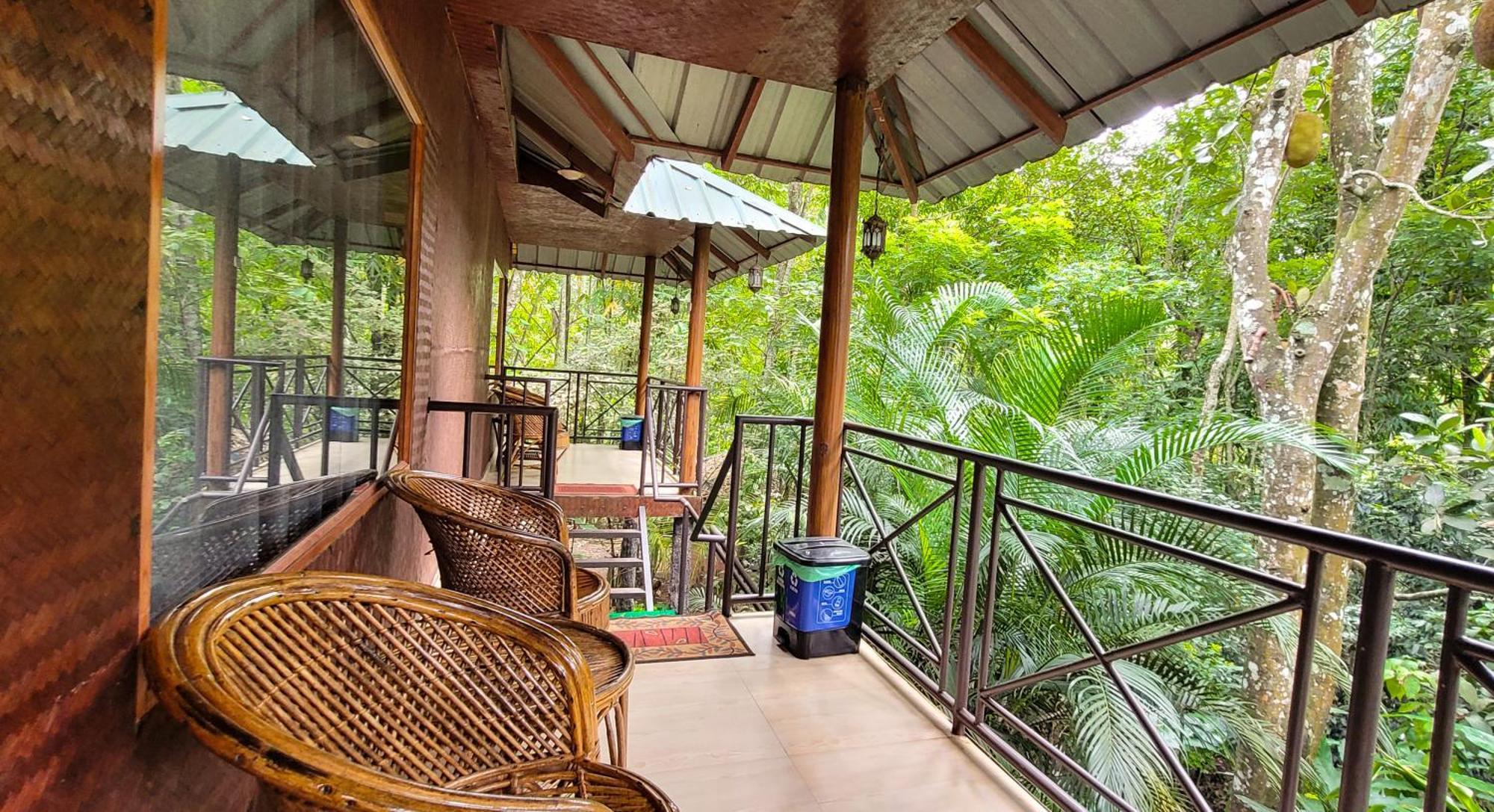 Monsoon Retreats Ecostay- Treehouse Thekkady Ngoại thất bức ảnh
