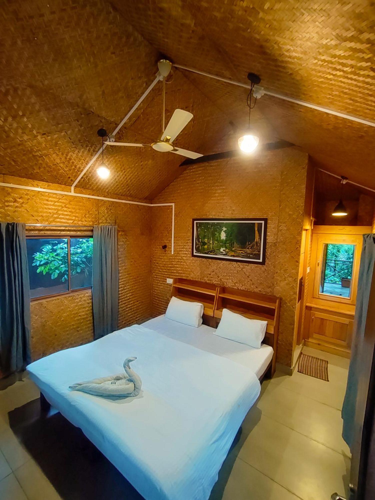 Monsoon Retreats Ecostay- Treehouse Thekkady Ngoại thất bức ảnh